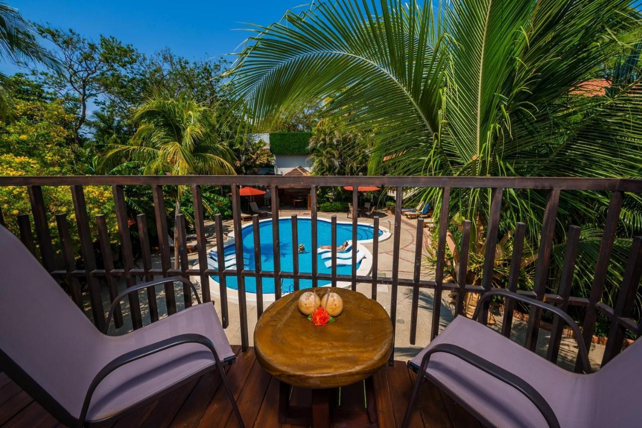 The Coast Beachfront Hotel Tamarindo Esterno foto