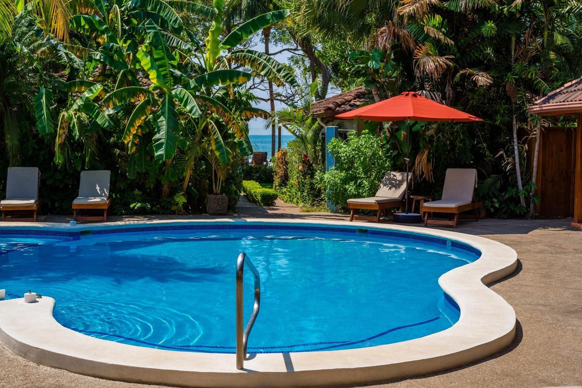 The Coast Beachfront Hotel Tamarindo Esterno foto