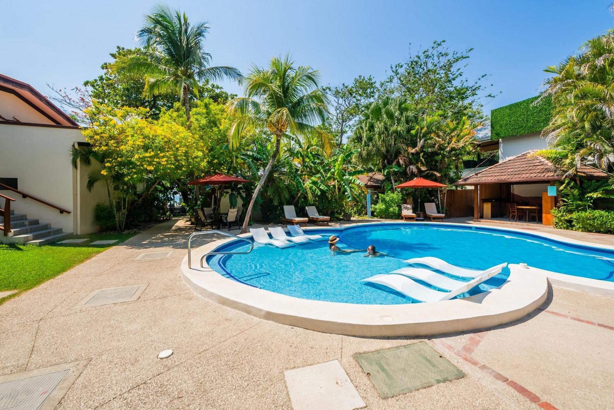 The Coast Beachfront Hotel Tamarindo Esterno foto